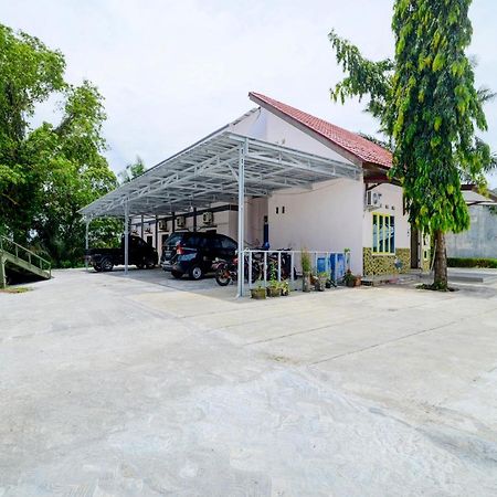Oyo 90263 Hotel Diva Golf Bengkulu Ngoại thất bức ảnh
