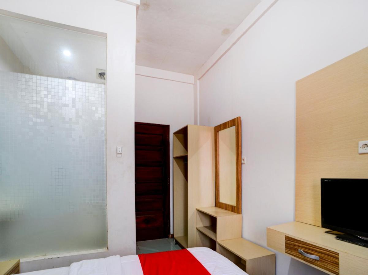 Oyo 90263 Hotel Diva Golf Bengkulu Ngoại thất bức ảnh