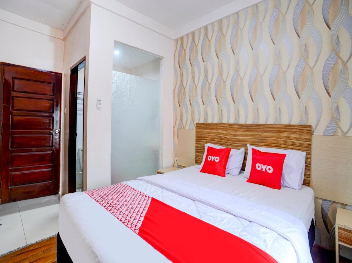 Oyo 90263 Hotel Diva Golf Bengkulu Ngoại thất bức ảnh