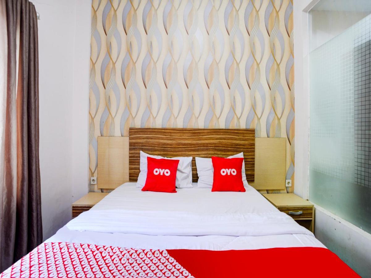 Oyo 90263 Hotel Diva Golf Bengkulu Ngoại thất bức ảnh