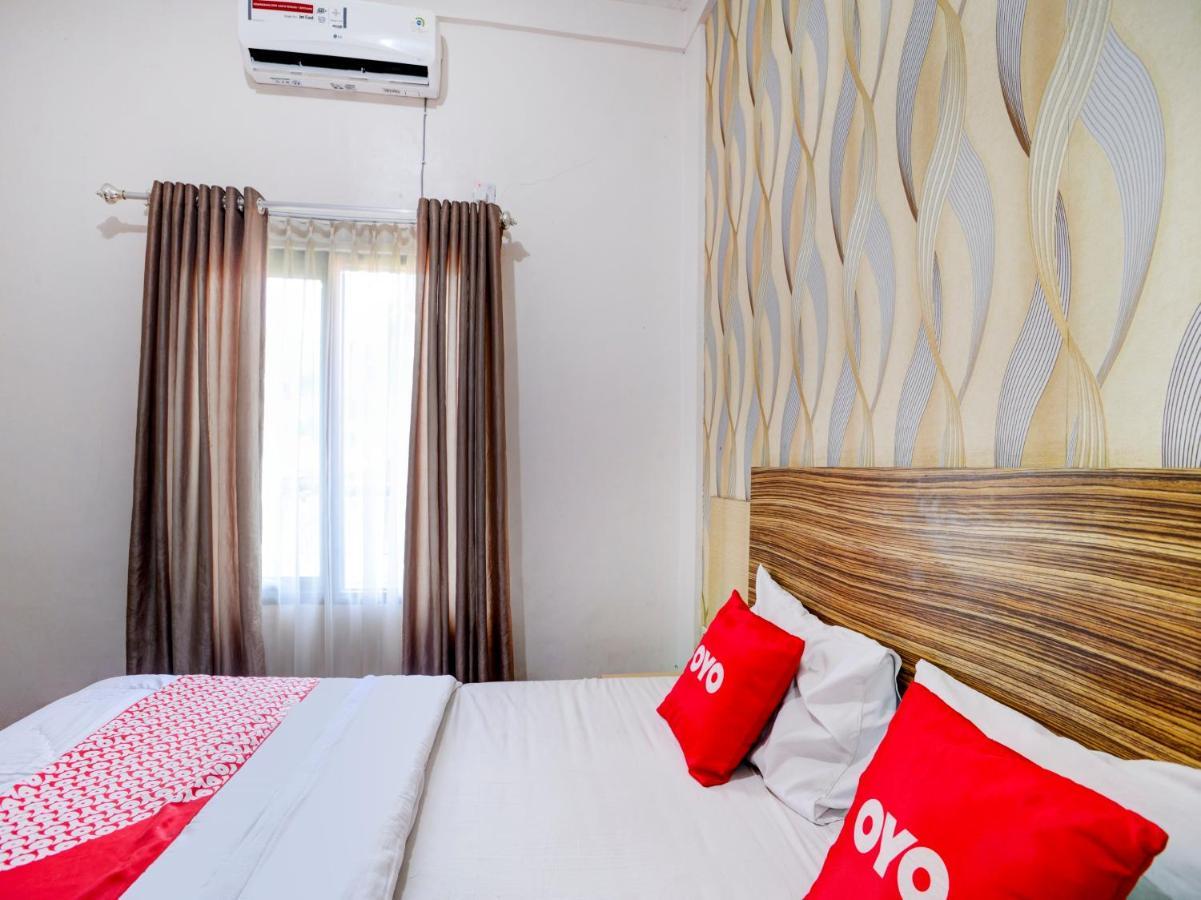 Oyo 90263 Hotel Diva Golf Bengkulu Ngoại thất bức ảnh